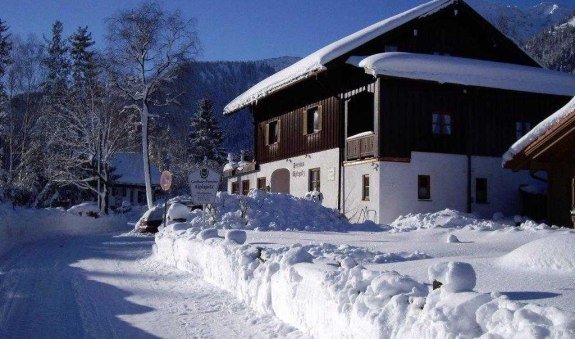 https://d1pgrp37iul3tg.cloudfront.net/objekt2_pics/obj_full_28225_001.jpg, © im-web.de/ Tourist-Information Bayrischzell